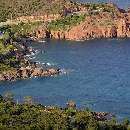 Apartment Cap Esterel Garden Flat *